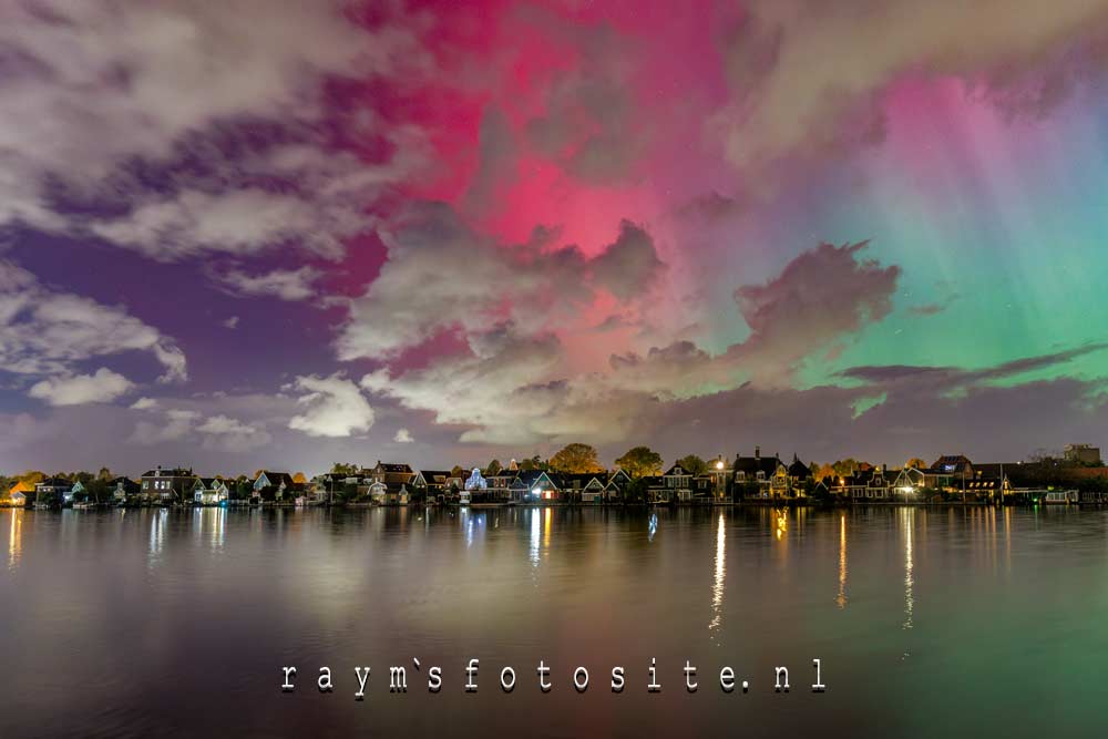 Groen, rood en paars poollicht was er te zien! Dit is Zaandijk.