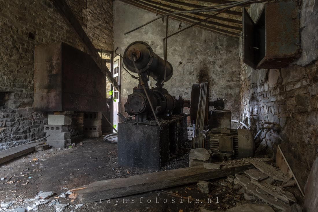 Urbex 2019. La usine de lac perdu. Een oude oven.
