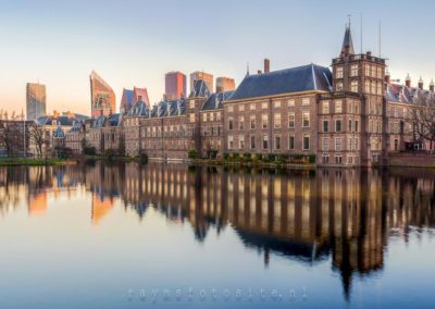 Steden. Panorama van de Hofvijver van Den Haag. Ook zo`n fotogenieke plek waar ik graag kom.