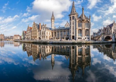De Graslei in Gent. Prachtig die gotische gebouwen.