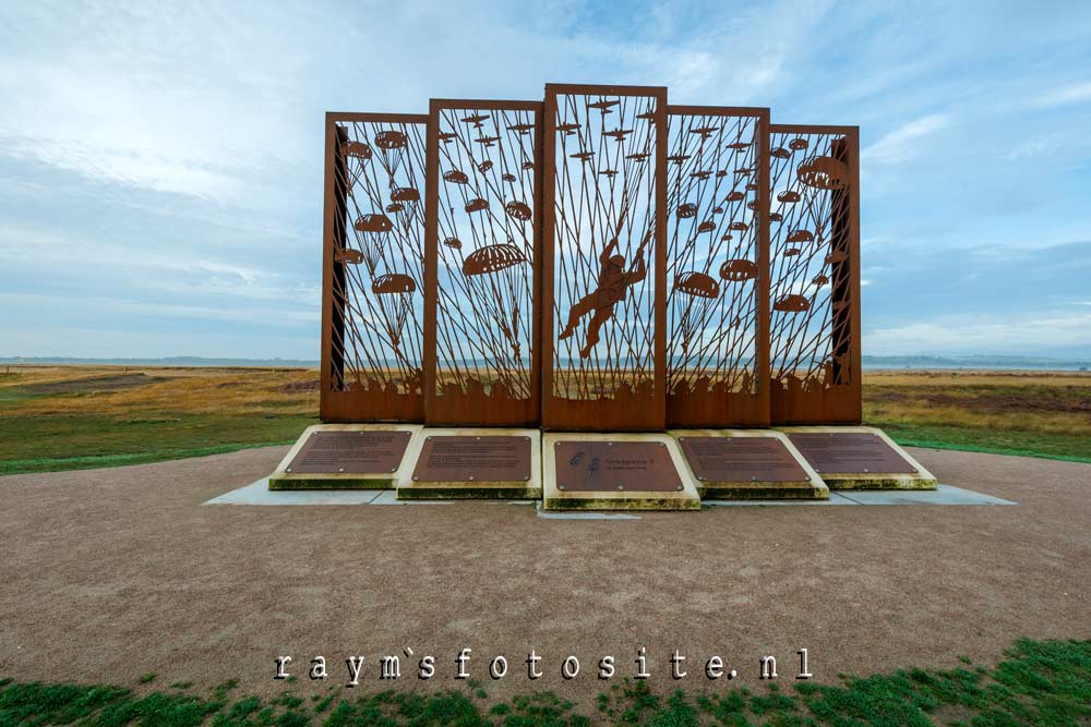 Airborne-monument op de Ginkelse Heide in Ede.