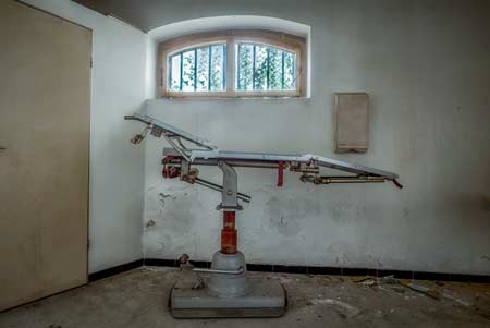 urbex. Klinik Dr Freud. Verlaten ziekenhuis in Duitsland.