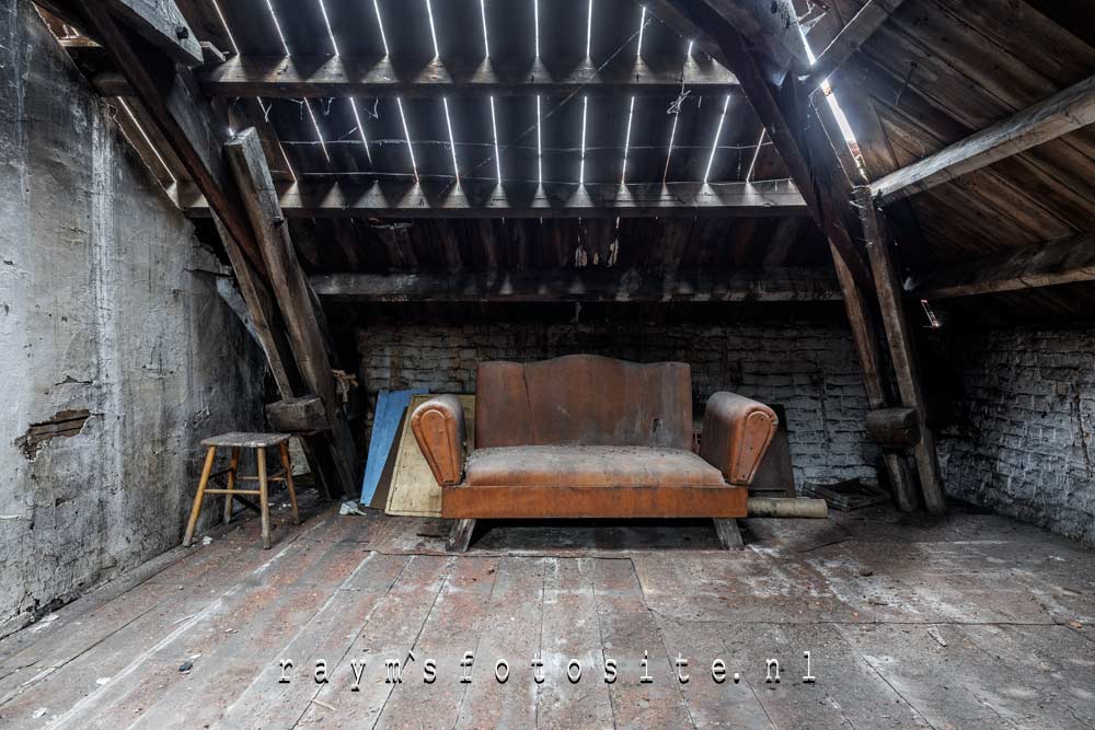 Helaas gaat deze urbexlocatie zienderogen achteruit.