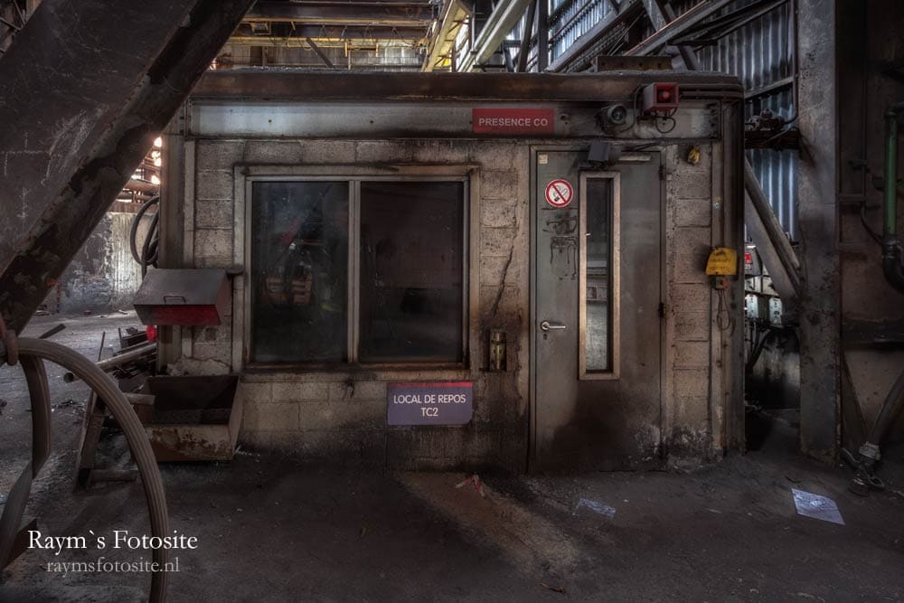 Nog maar een foto van deze verlaten staalindustrie in België. Cockerill Sambre.