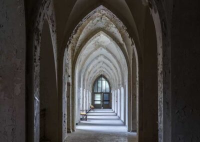 Kloostergang Jezuietenklooster in Nederland.