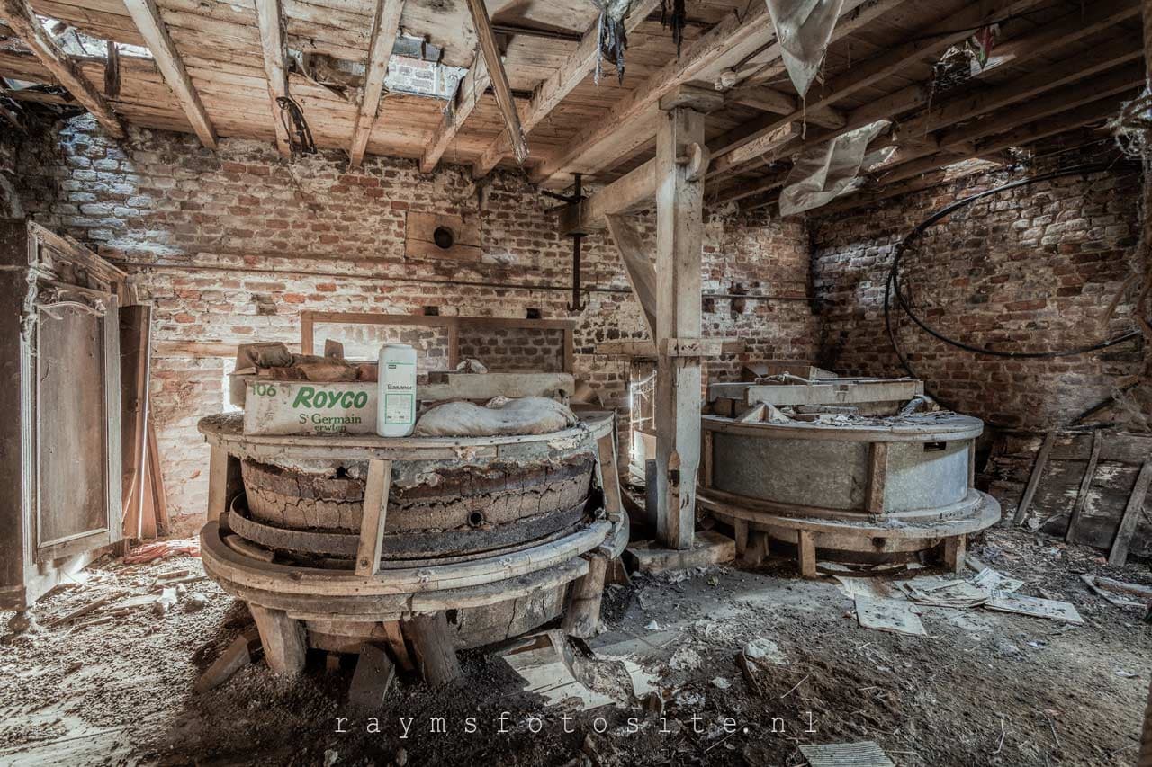 Old Mill urbexlocatie. Een oude verlaten molen in België.