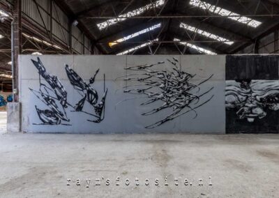 Urbex in België. Een fabriek vol graffiti.