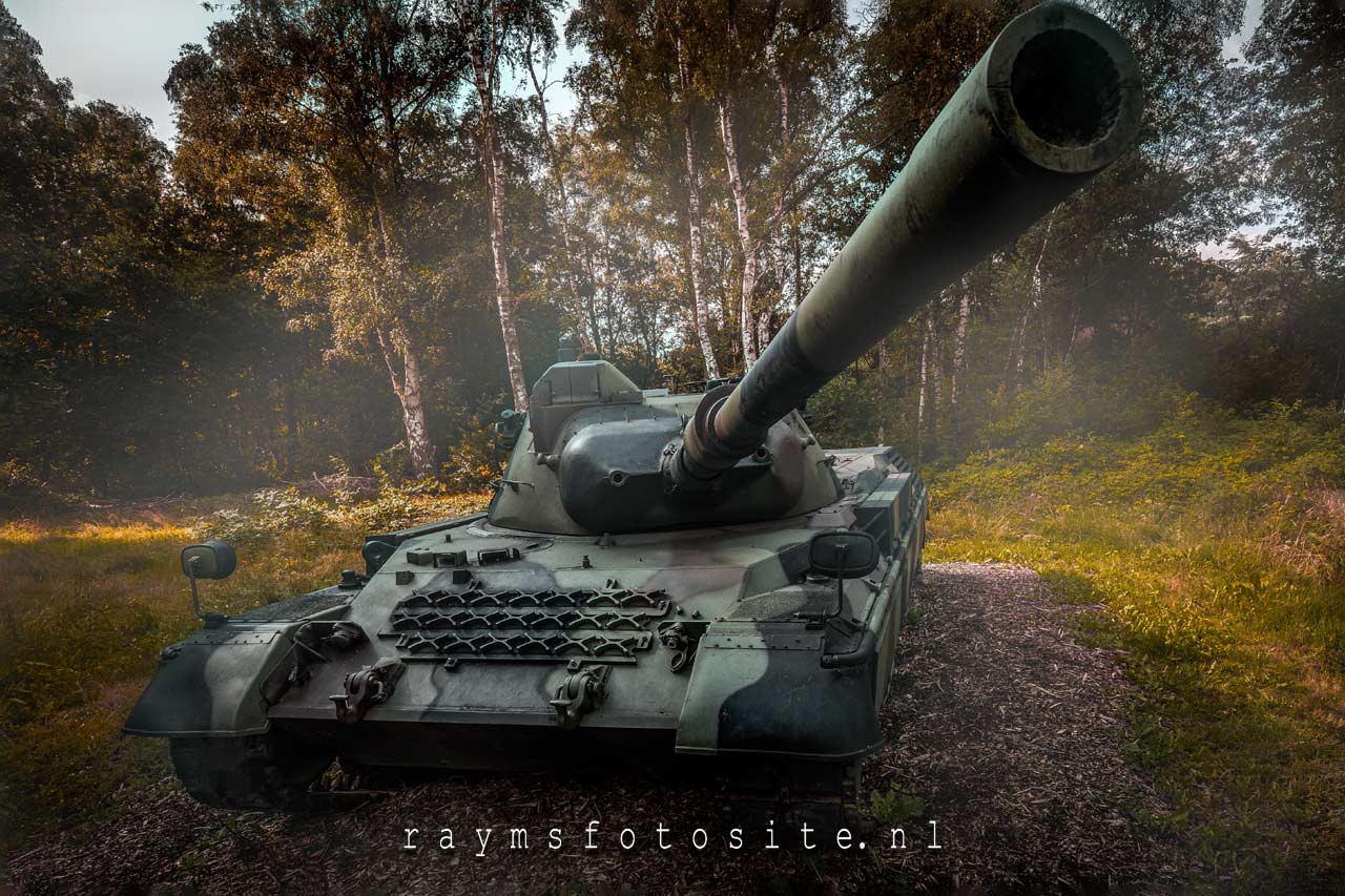 Tank. Een Leopard 1A5, een Duitse gevechtstank.