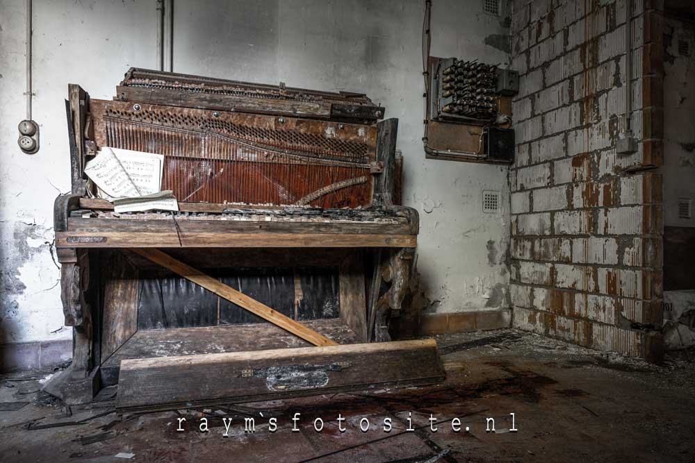 Oude piano urbex België