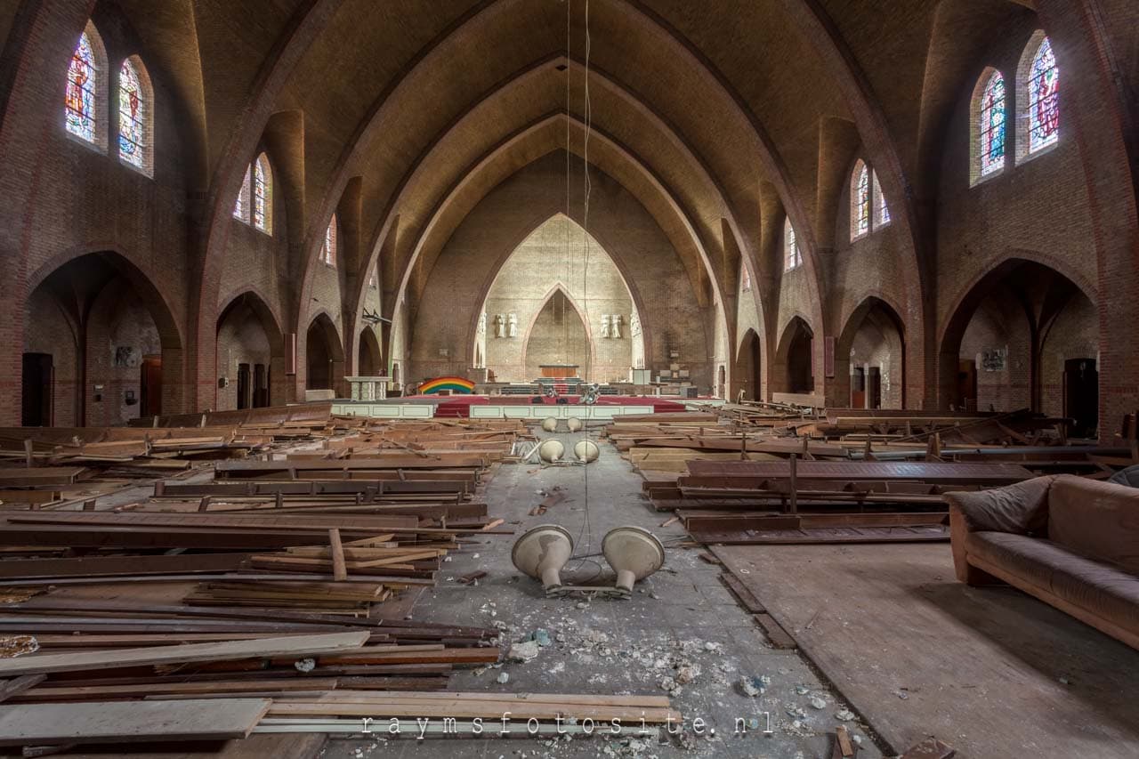 Verlaten kerk in Nederland