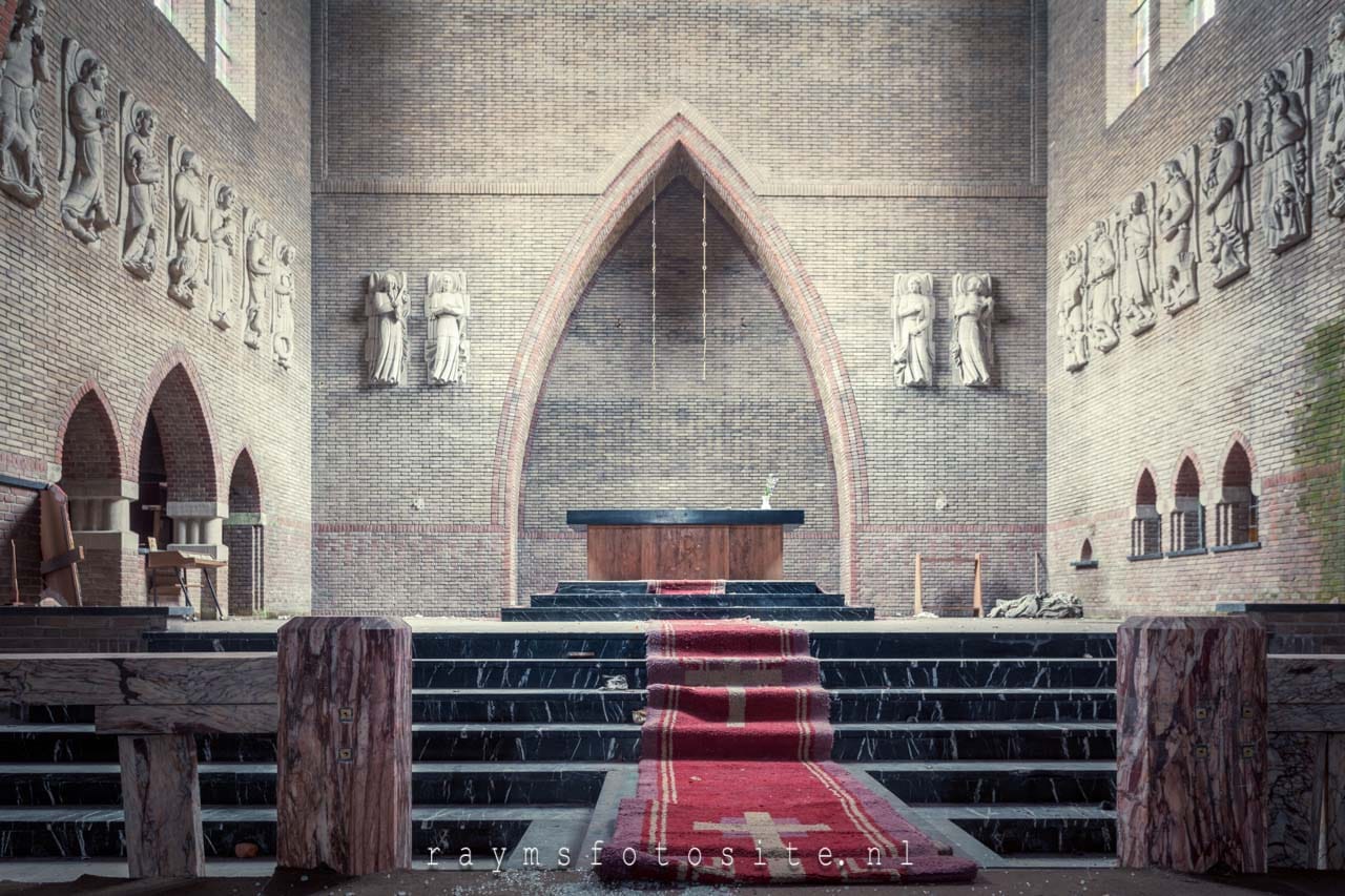 Verlaten kerk in Nederland, Eglise TF.