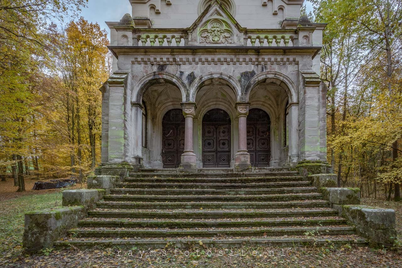 Royal mausoleum. Urbex in Duitsland.