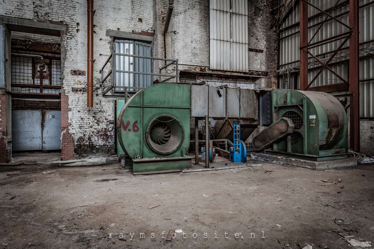 Usine Verre Vert urbex. Een verlaten glasfabriek in België. 