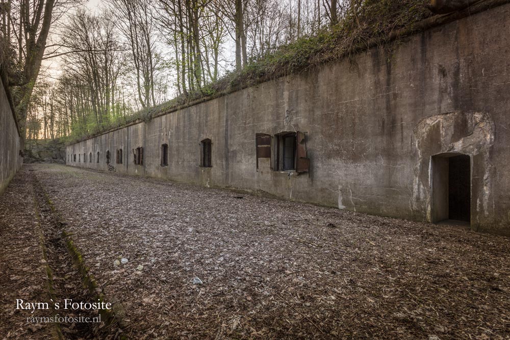 Fort C  in België.  Abandoned Fortress Belgium